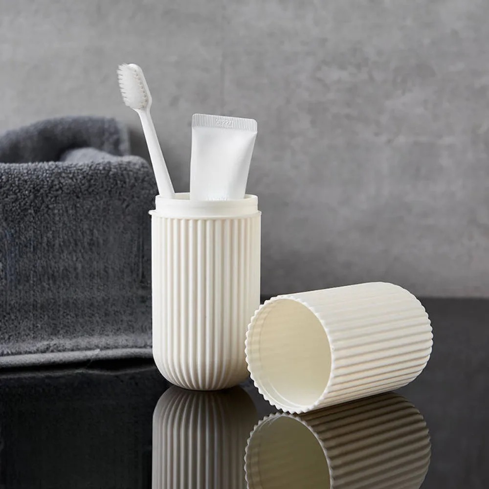 Tempat Sikat Gigi Portabel den - Toothbrush Holder Set ulasan dan harga